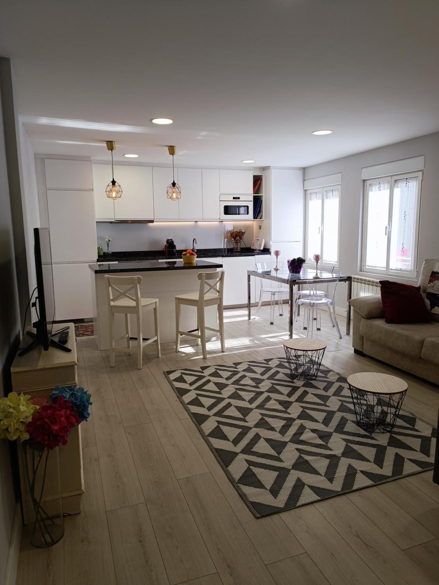 Excelente Ubicado Y Amueblado Apartamento León